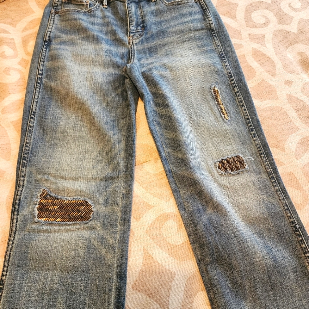 NWT White House Black Market Strait High-rise Everyday Soft Jeans Size 0
